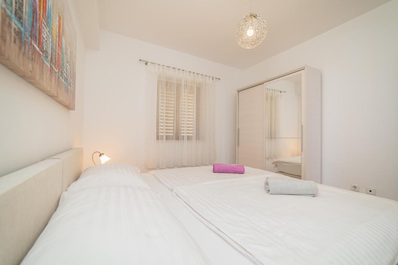 Apartments Divanovic دوبروفينك المظهر الخارجي الصورة
