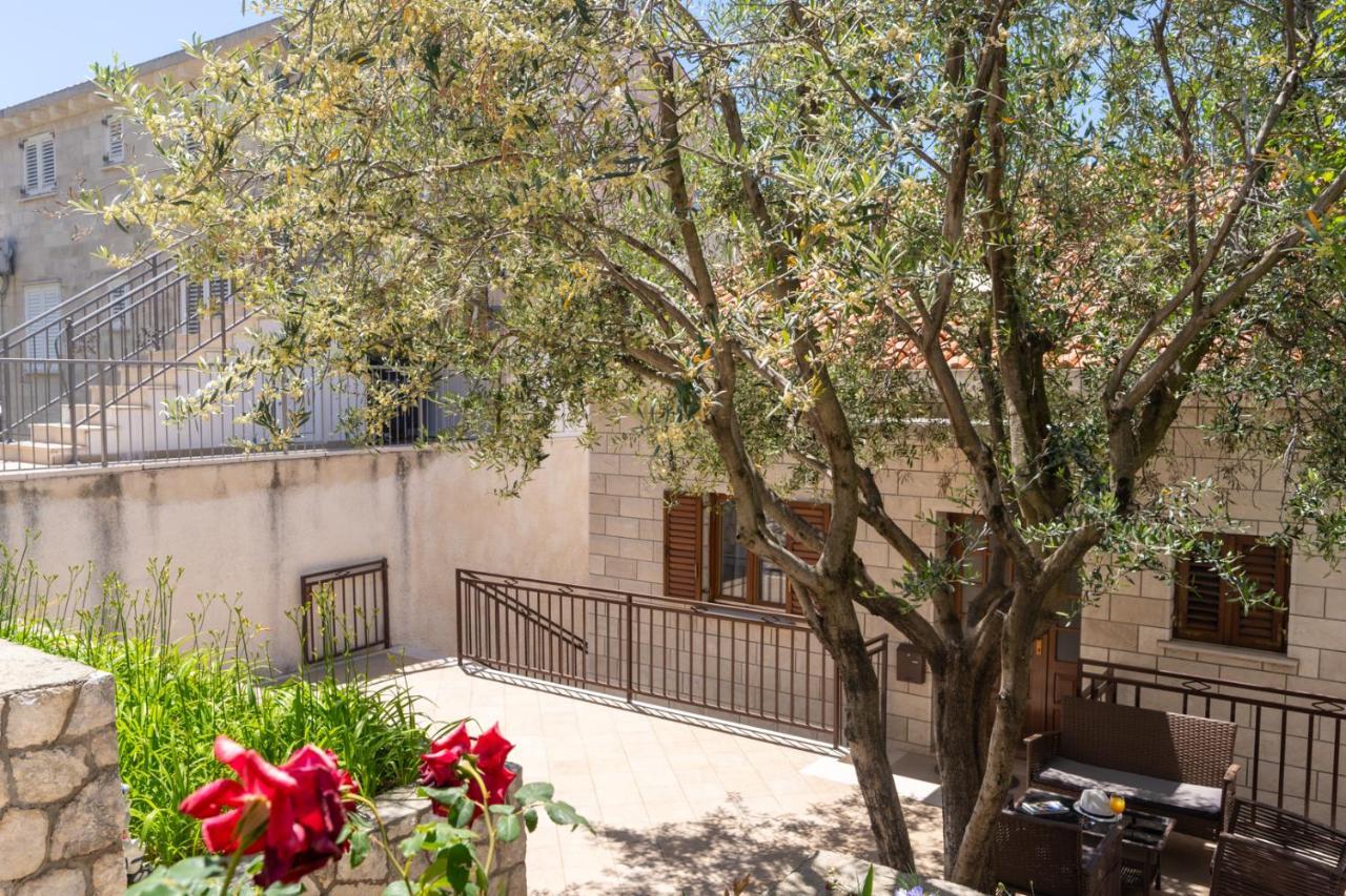 Apartments Divanovic دوبروفينك المظهر الخارجي الصورة