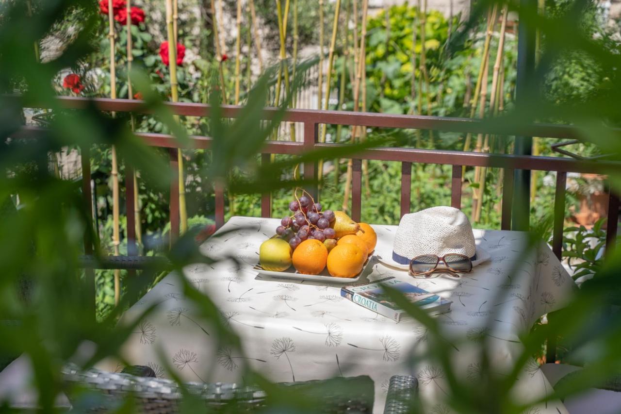 Apartments Divanovic دوبروفينك المظهر الخارجي الصورة